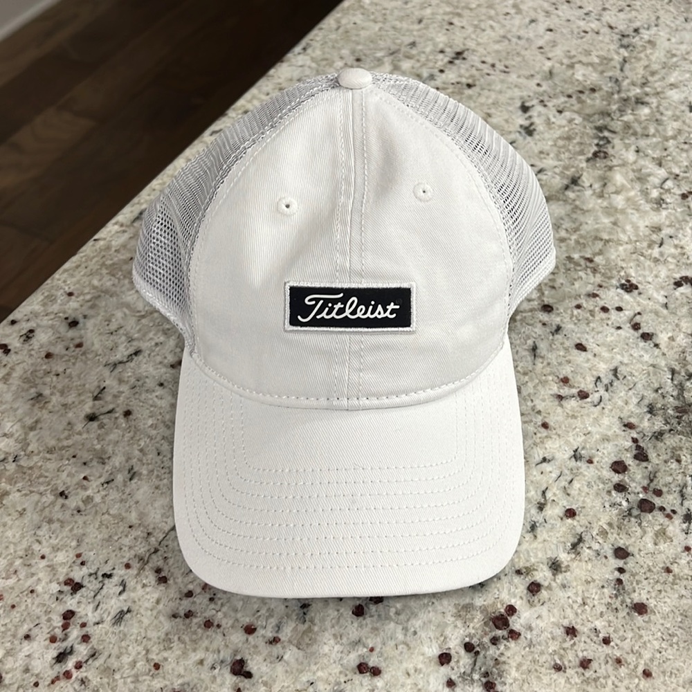 Titleist golf hat